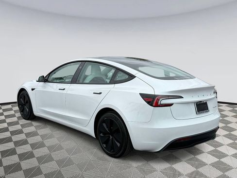 Used 2025 Tesla Model 3 Long Range AWD/4WD image 4
