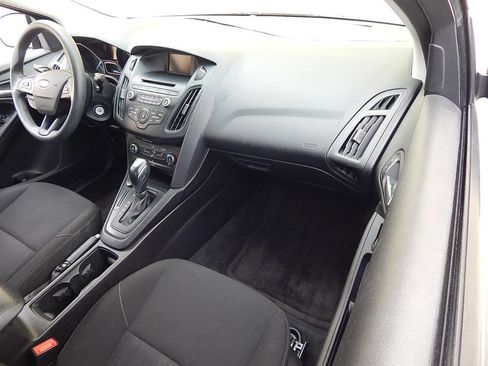 Used 2015 Ford Focus SE image 17