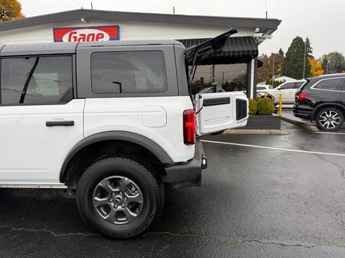 Used 2025 Ford Bronco Big Bend image 6