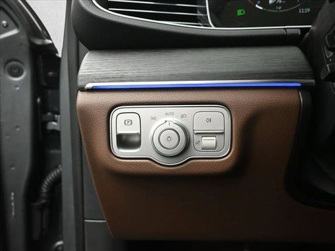 New 2026 Mercedes-Benz GLE 350 4MATIC image 18