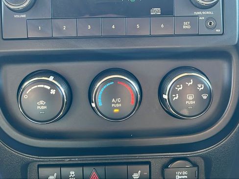 Used 2010 Jeep Patriot Sport image 23