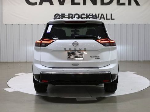 New 2026 Nissan Rogue Platinum image 5