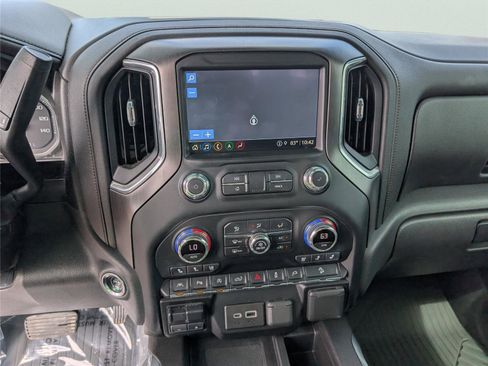 Used 2021 GMC Sierra 1500 AT4 w/ AT4 Premium Package AWD/4WD image 14