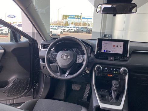 Used 2023 Toyota RAV4 LE image 20