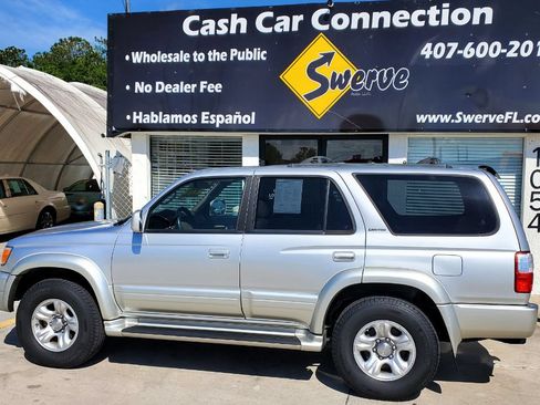 Used 2001 Toyota 4Runner Limited AWD/4WD image 8