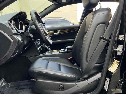 Used 2012 Mercedes-Benz C 250 Sedan image 25