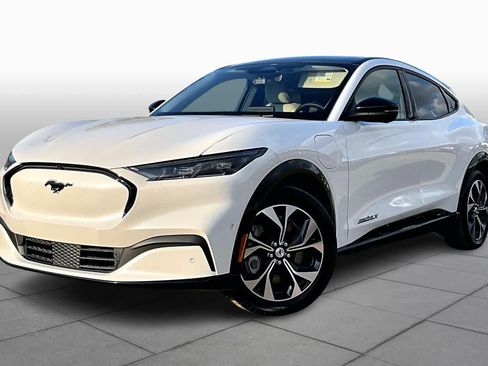 Used 2023 Ford Mustang Mach-E Premium image 34