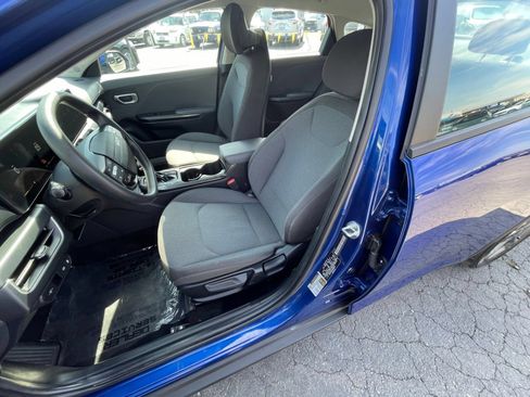 Used 2025 Kia K4 FWD image 37