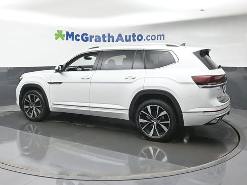 Used 2024 Volkswagen Atlas SEL Premium R-Line image 22