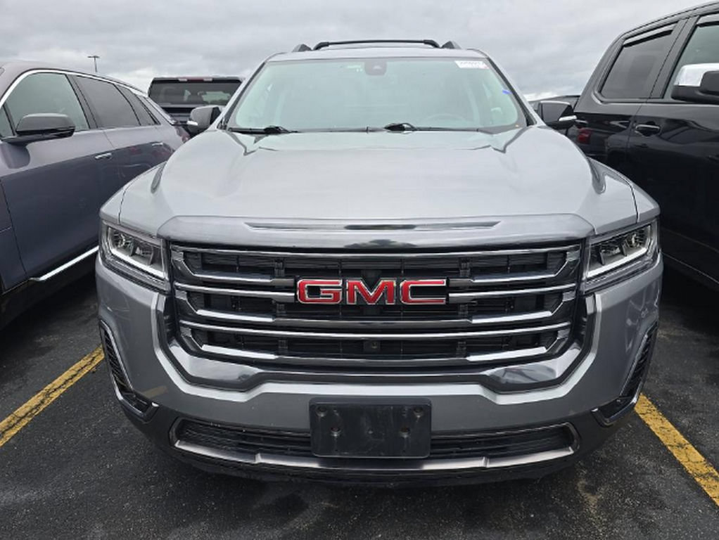 Used 2023 GMC Acadia AT4 w/ Preferred Package AWD/4WD image 2