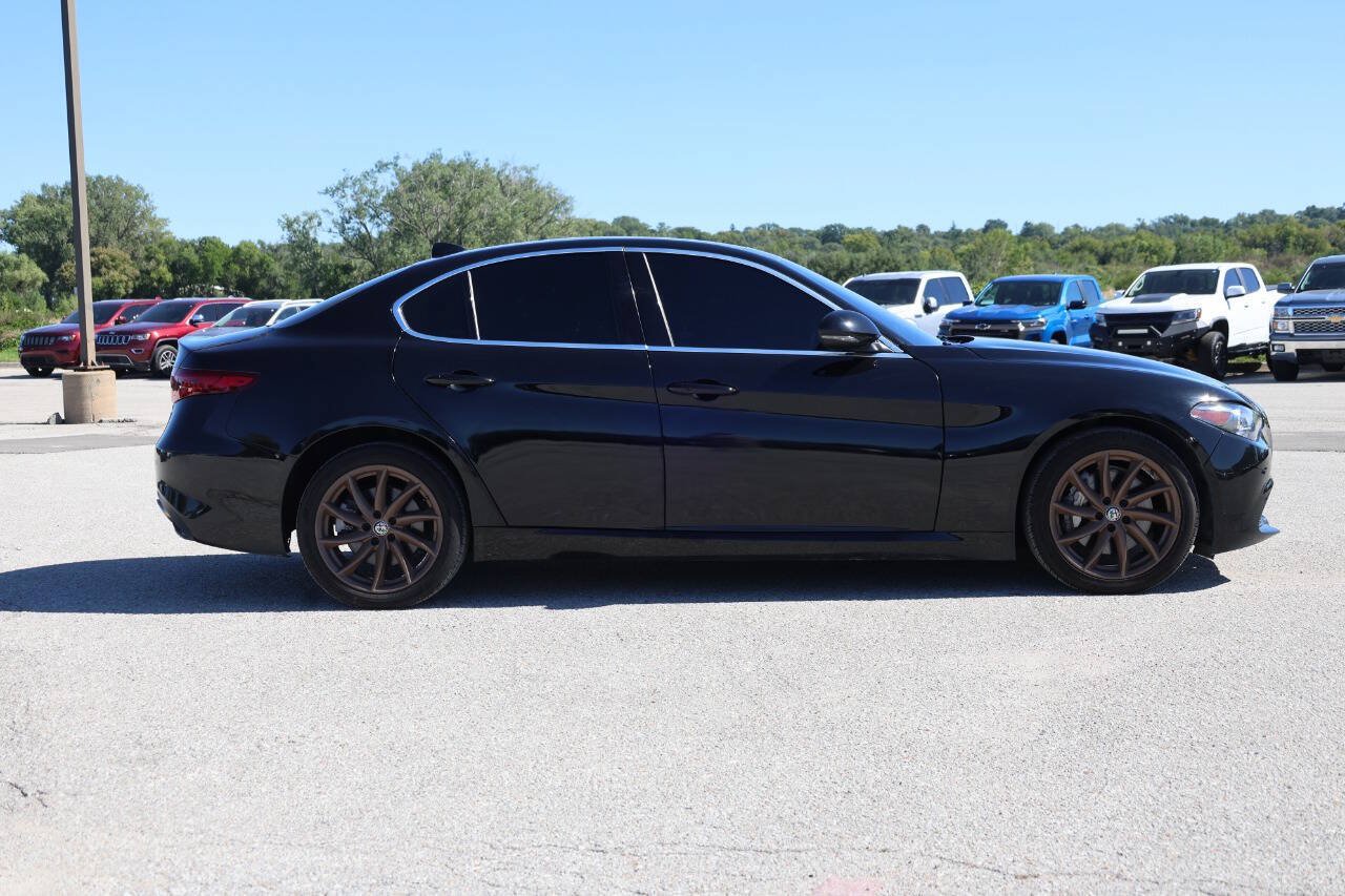 Used 2020 Alfa Romeo Giulia AWD w/ Cold Weather Package image 7
