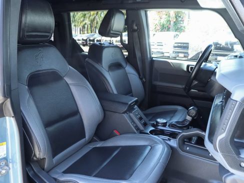 Used 2023 Ford Bronco Big Bend w/ Sasquatch Package AWD/4WD image 40