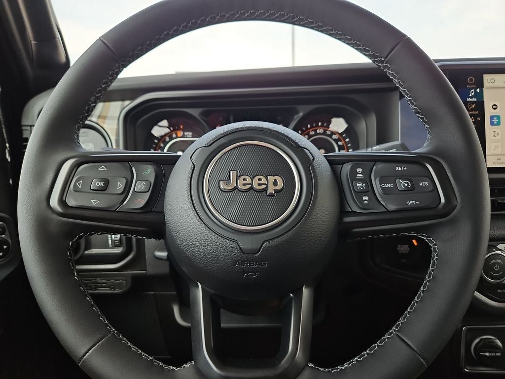 New 2026 Jeep Gladiator Sport AWD/4WD image 30