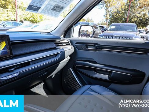 Used 2024 Kia EV9 Wind image 54