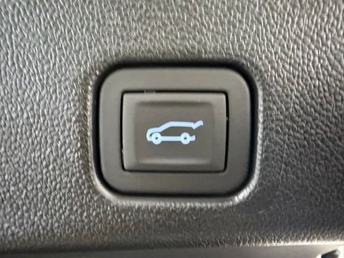 New 2026 GMC Acadia Elevation w/ Black Edition image 9