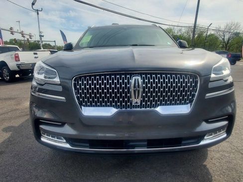 Used 2020 Lincoln Aviator Reserve w/ Equipment Group 202A image 8