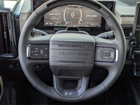 New 2026 GMC Hummer EV 4x4 Crew Cab image 9