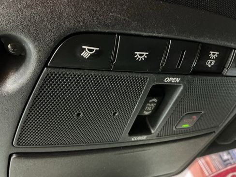 Used 2022 Nissan Maxima SR w/ Sport Mat Group image 13