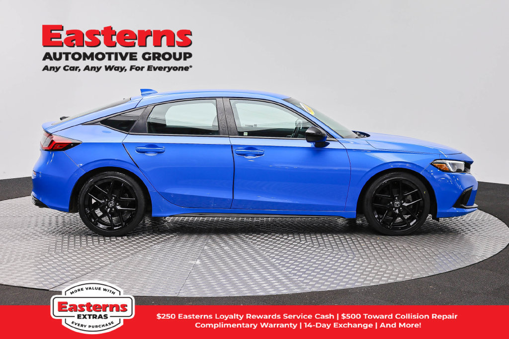 Used 2023 Honda Civic Sport image 5