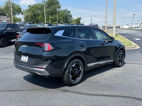 New 2026 Kia Sportage EX image 3