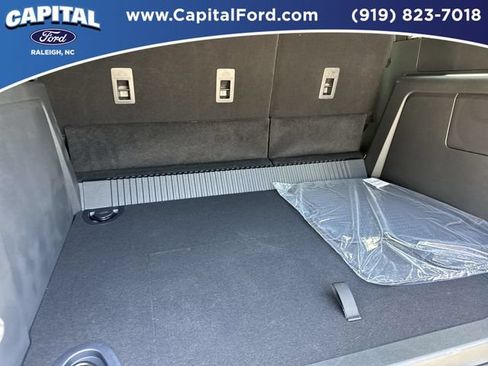 Used 2026 Ford Bronco Badlands AWD/4WD image 16