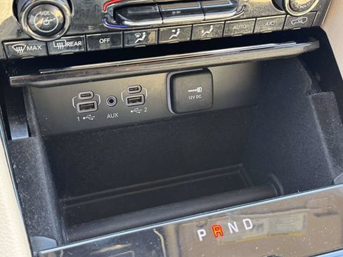 Used 2022 Jeep Grand Cherokee L Limited AWD/4WD image 14