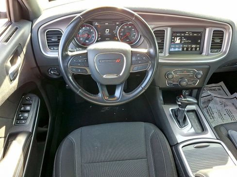 Used 2022 Dodge Charger SXT RWD image 20