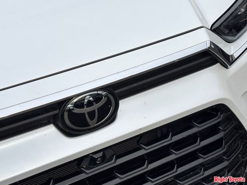 Certified 2025 Toyota Grand Highlander AWD Hybrid image 7
