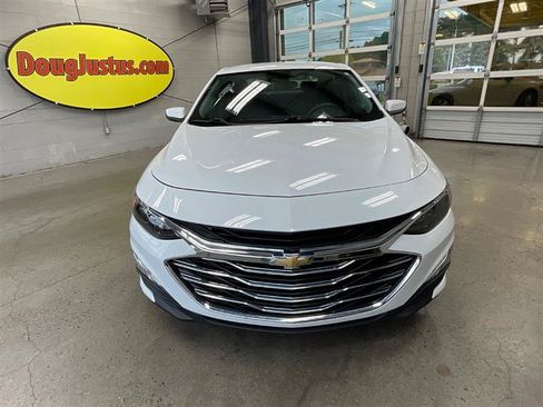 Used 2023 Chevrolet Malibu LS w/ Driver Confidence Package FWD image 8