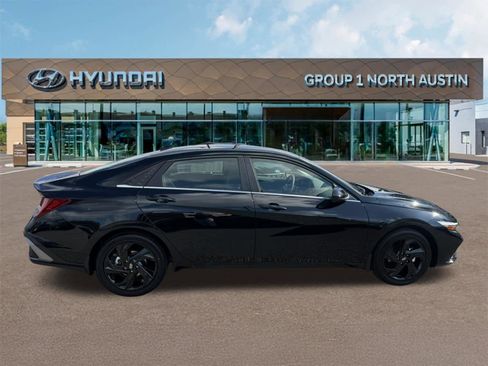 New 2026 Hyundai Elantra SEL Sport Premium FWD image 4