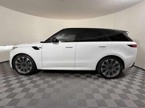 New 2026 Land Rover Range Rover Sport Dynamic SE AWD/4WD image 2