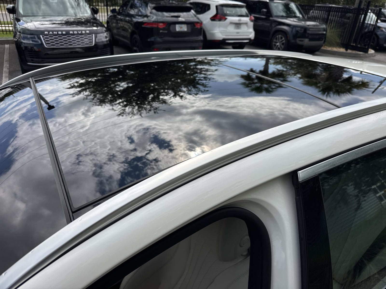 Used 2019 Mercedes-Benz E 450 4MATIC Wagon image 34