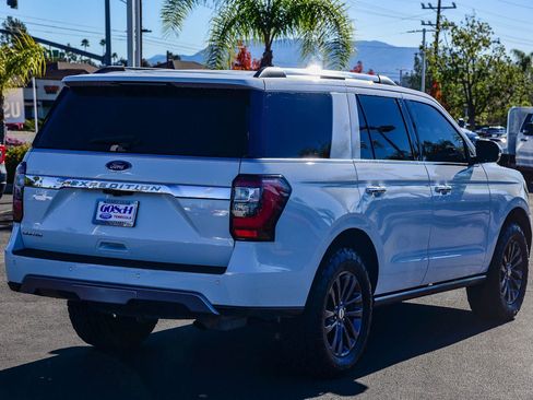 Used 2019 Ford Expedition Limited image 4