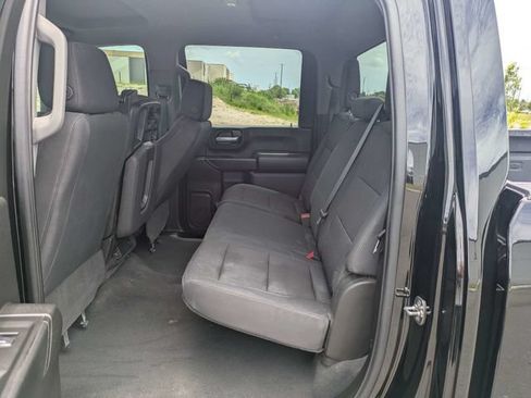 Used 2025 Chevrolet Silverado 2500 Custom AWD/4WD image 13