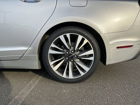 Used 2019 Lincoln MKZ Reserve image 39