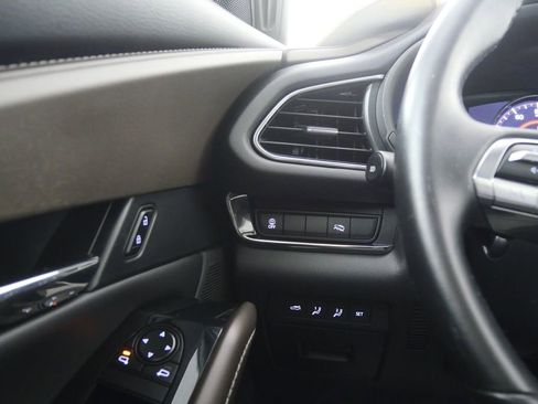 Used 2022 MAZDA CX-30 AWD 2.5 S w/ Premium Package image 18