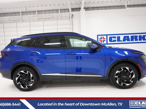 Used 2023 Kia Sportage SX image 4