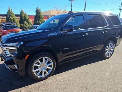 Used 2023 Chevrolet Tahoe High Country image 4