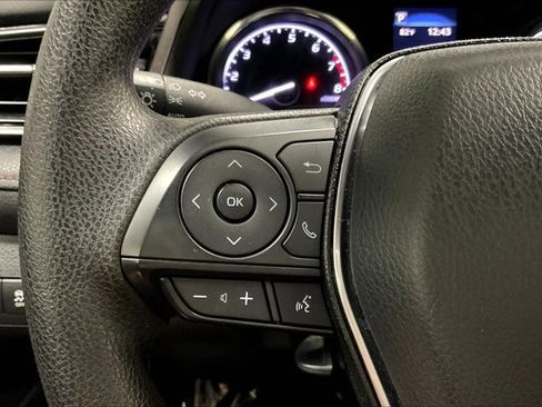 Certified 2020 Toyota Camry LE image 19