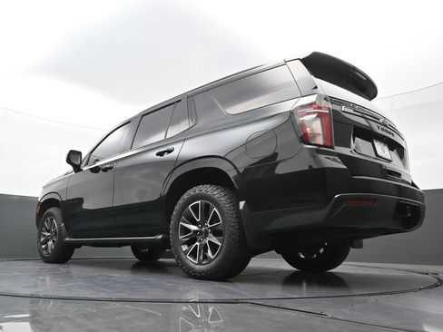 Used 2021 Chevrolet Tahoe Z71 w/ Z71 Signature Package AWD/4WD image 26