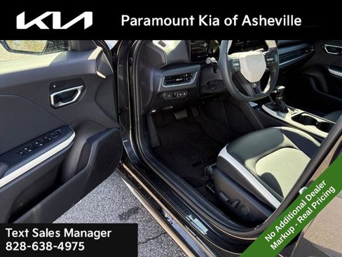 New 2026 Kia K4 GT-Line image 17