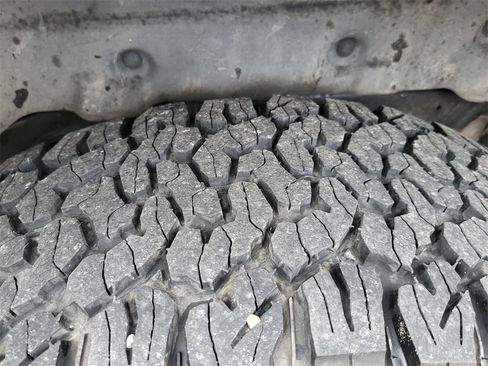 Used 2023 Jeep Wrangler Unlimited Rubicon w/ Cold Weather Group image 33