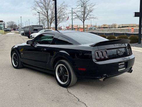 Used 2006 Ford Mustang GT image 48