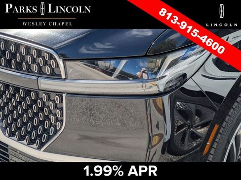 Used 2025 Lincoln Navigator L Reserve AWD/4WD image 11