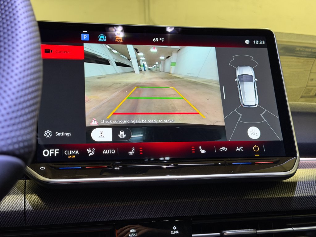 New 2026 Volkswagen GTI SE FWD image 18