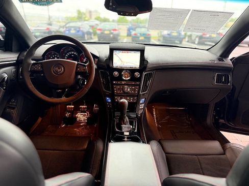 Used 2015 Cadillac CTS V image 40