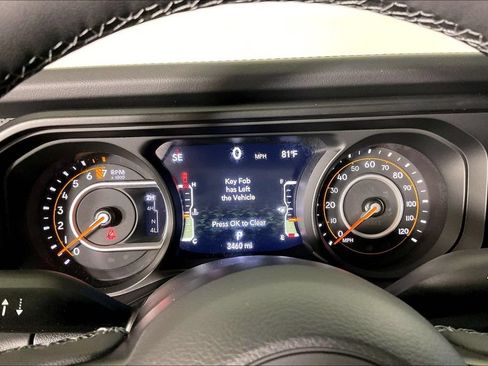 Used 2025 Jeep Gladiator Mojave w/ Safety Group AWD/4WD image 26