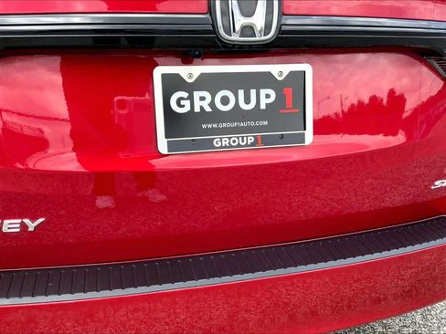 Used 2024 Honda Odyssey Sport image 10