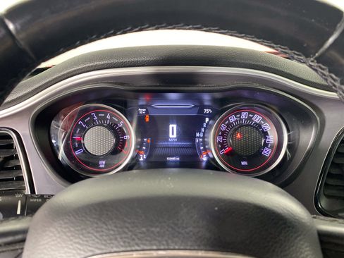 Used 2019 Dodge Challenger SXT AWD/4WD image 18