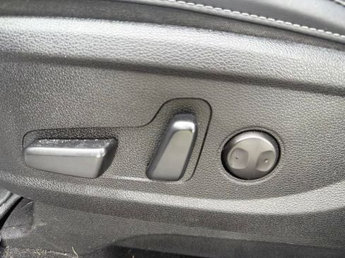 Used 2022 Kia Telluride S AWD/4WD image 26